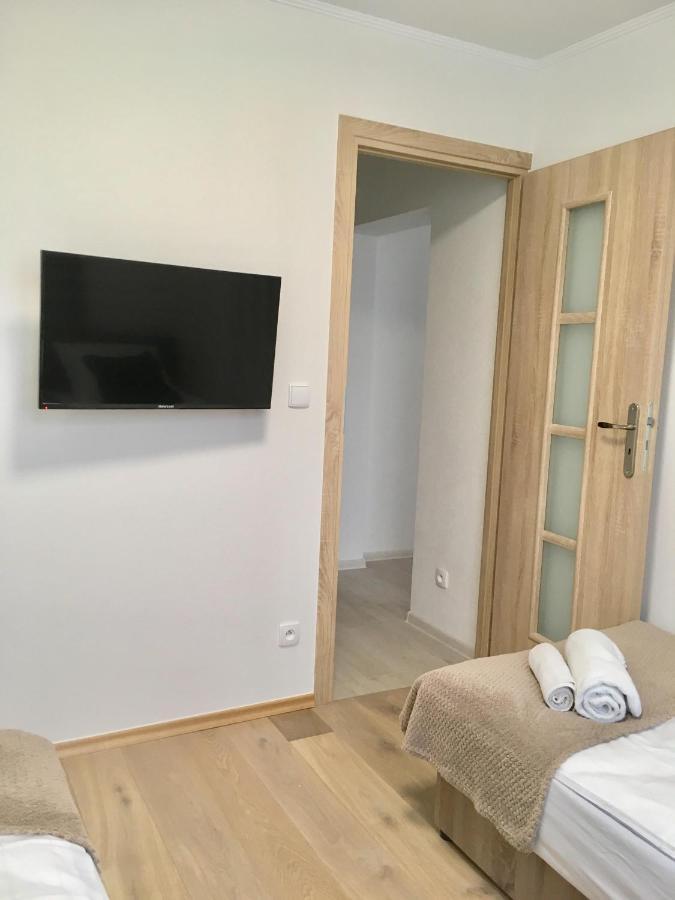 212 Apartment