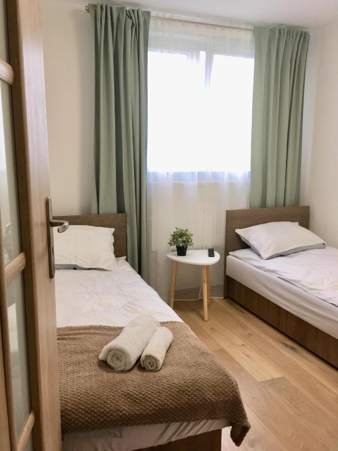 212 Apartment Klikuszowa
